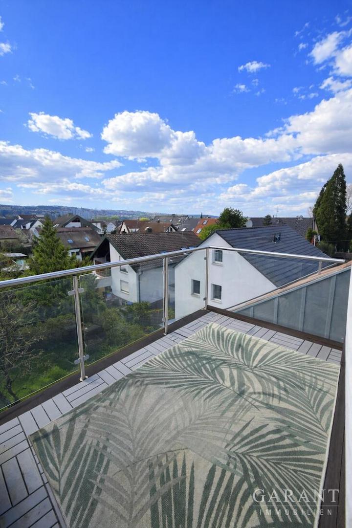 Balkonaussicht mit KI überarbeitet