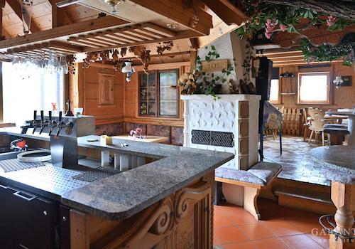 Gasthof  Bar