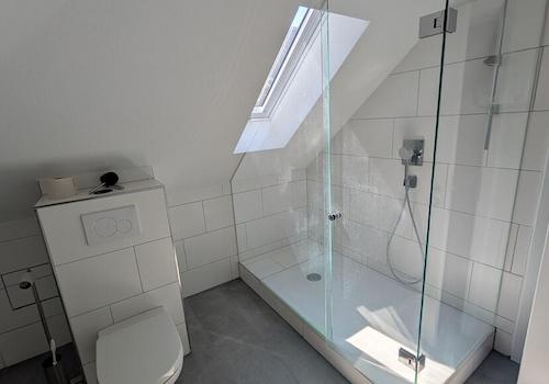 DG Wohnung Bad B2