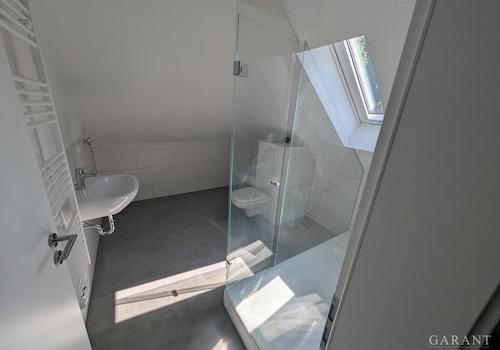 DG Wohnung Bad B1