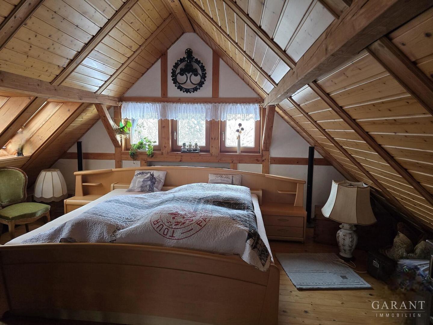 Zimmer im ausgebauten DG