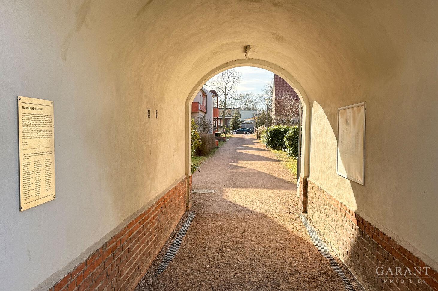 Durchgang Siedlung