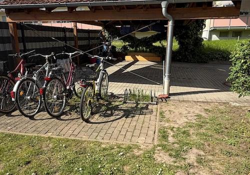 Carport:Fahrrad