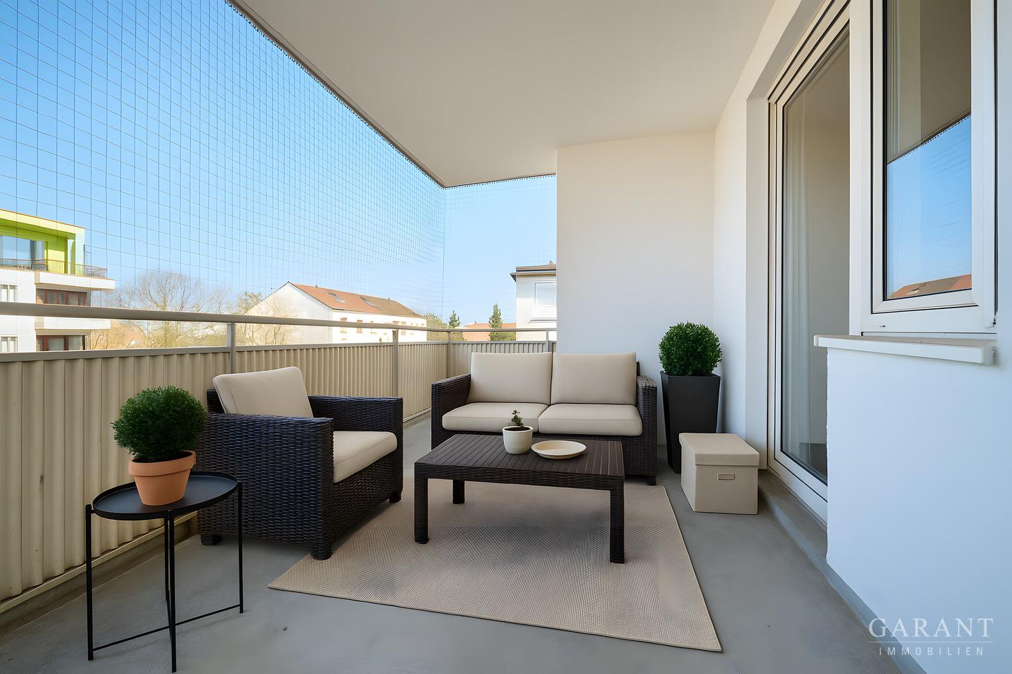 Balkon Möbiliert