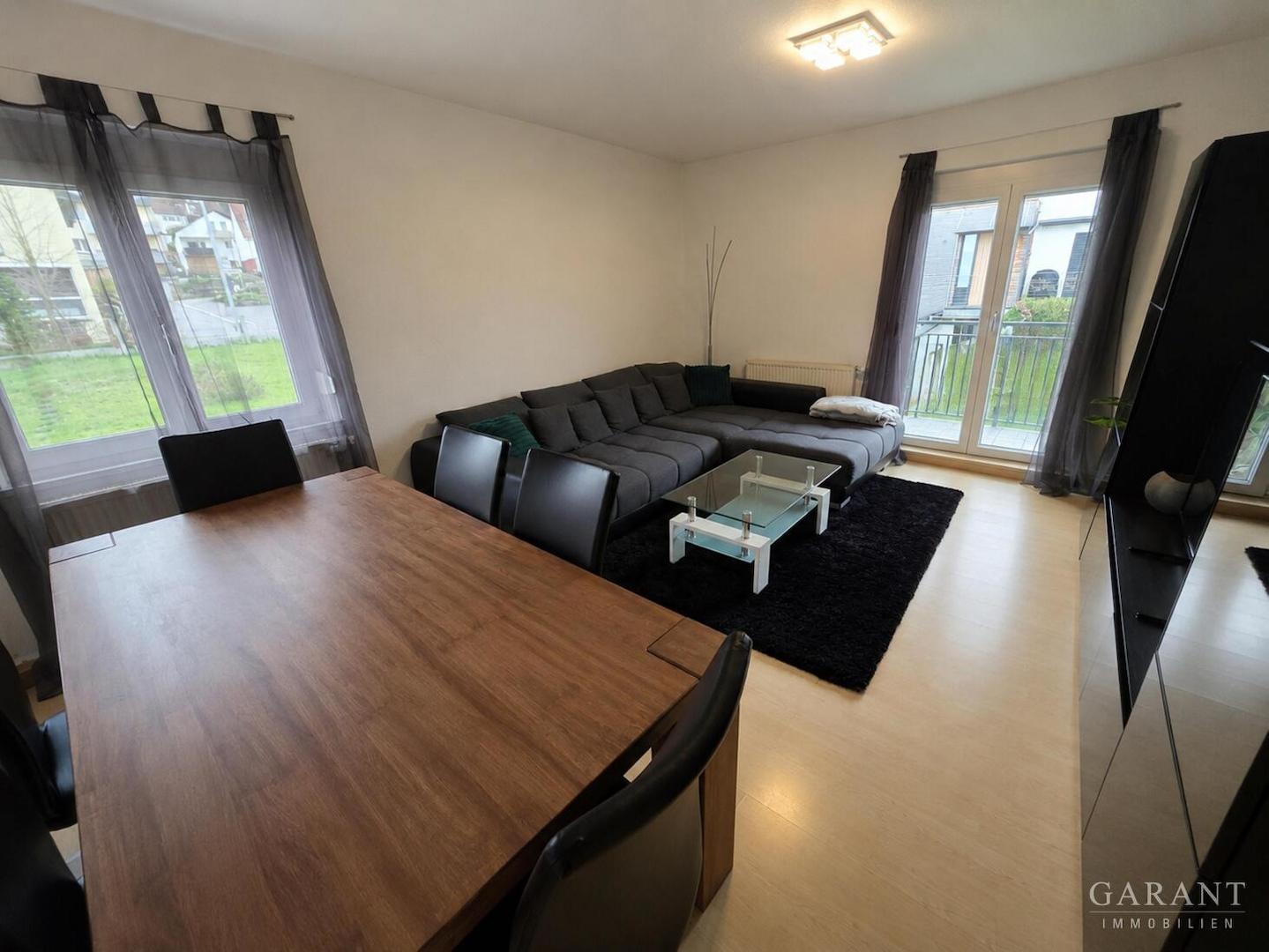 Wohnzimmer mit Balkon 1.OG rechts