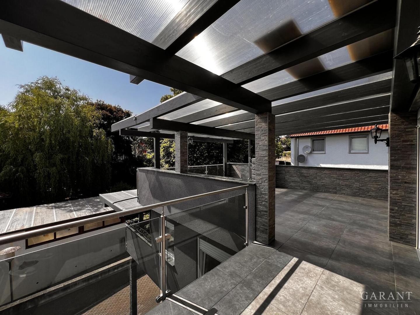 Balkon 1. DG.