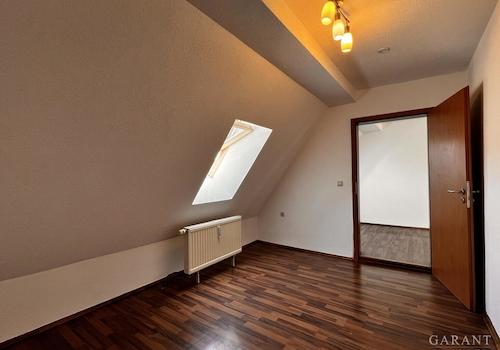 Schlafzimmer 2 - 1. DG
