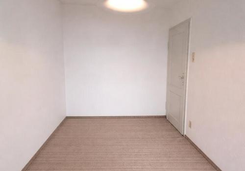 Zimmer EG.
