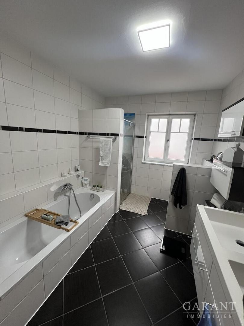 Badezimmer 1.OG