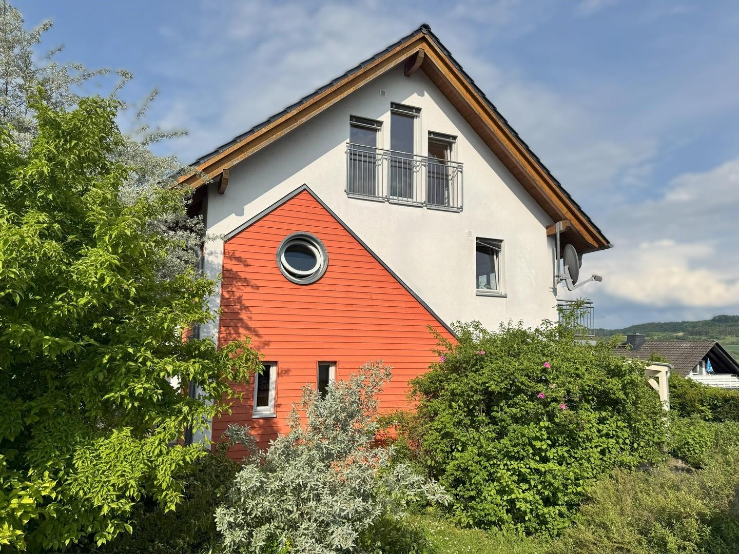 Seitliche Straßenansicht