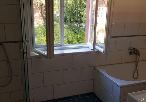 Badezimmer im 1. OG