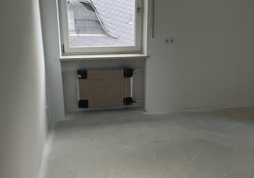 Küche mit Fenster West-Ausr