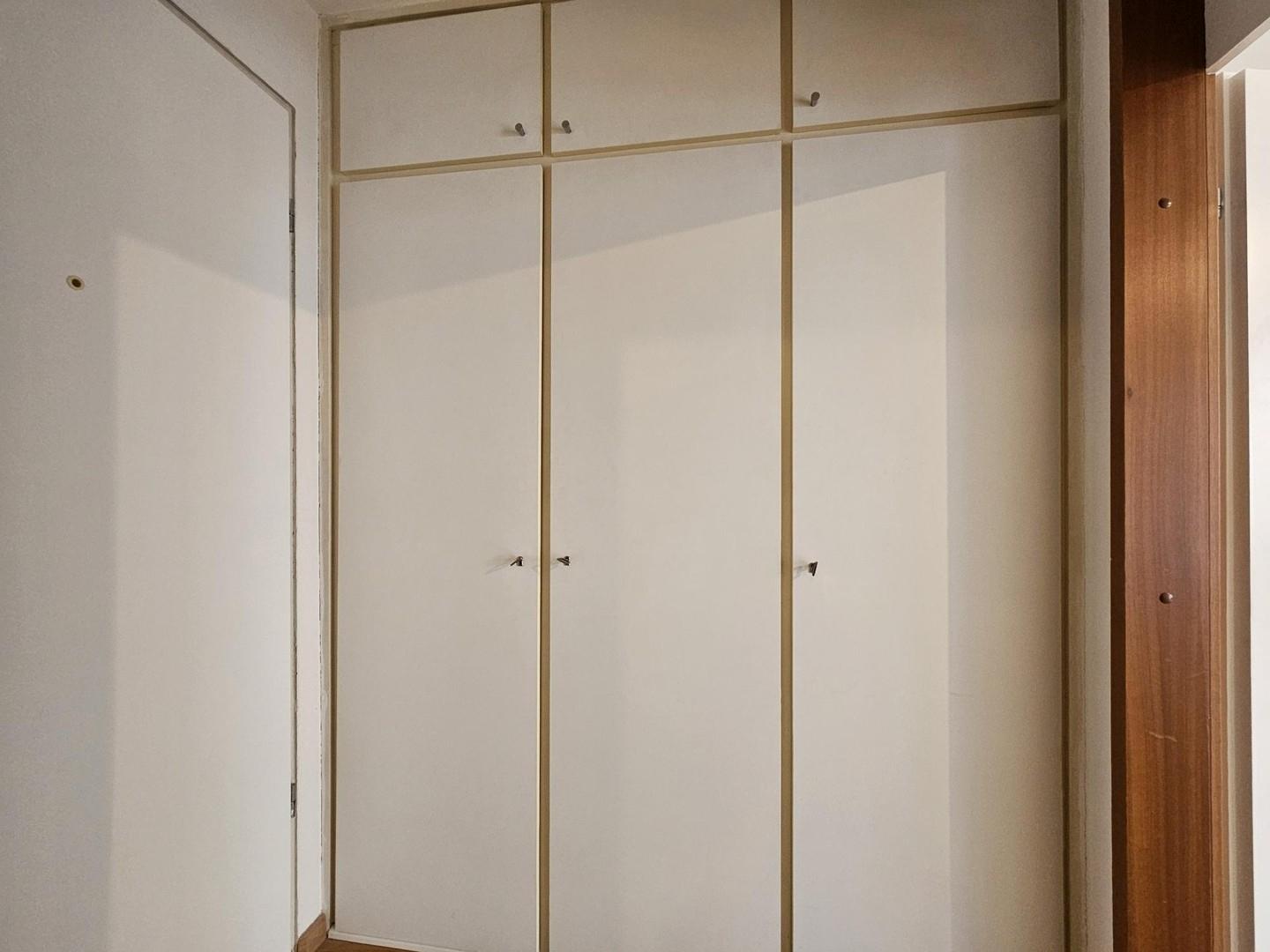 Einbauschrank