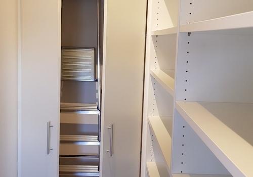 Abstellschrank begehbar
