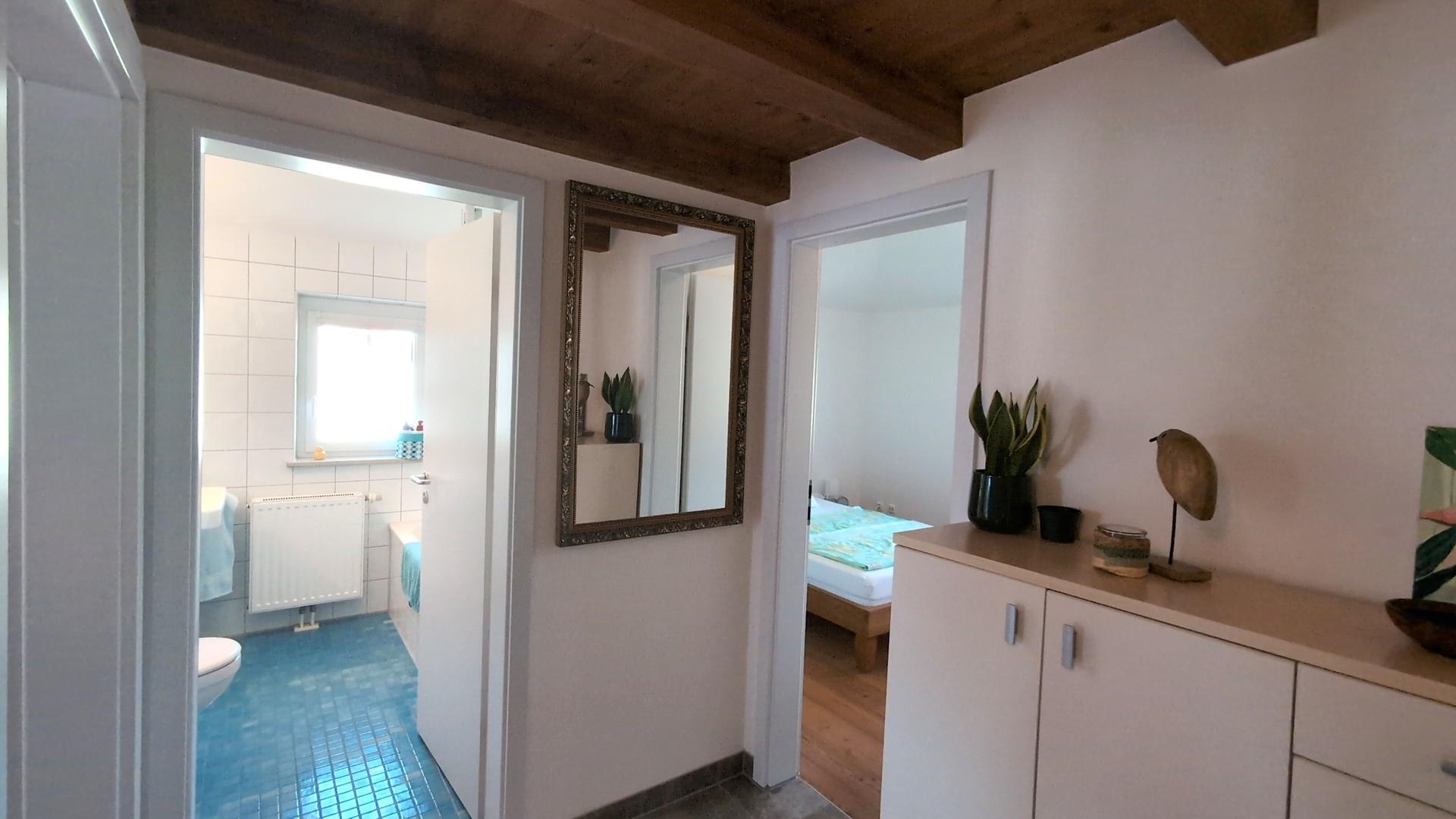 Blick ins Badezimmer