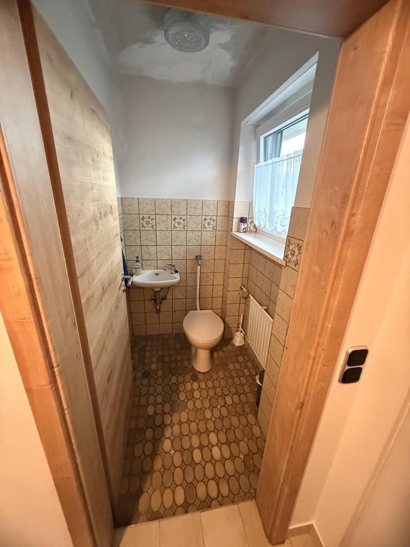 Gäste WC li