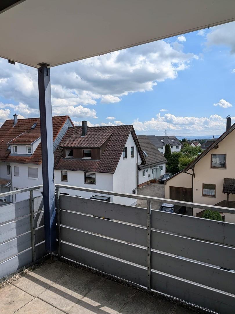 Überdachter Süd-Balkon