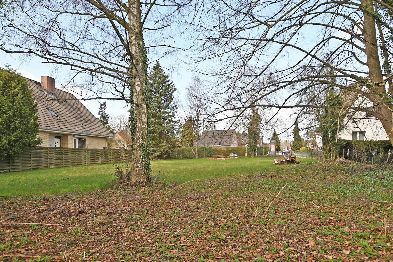 Grundstück