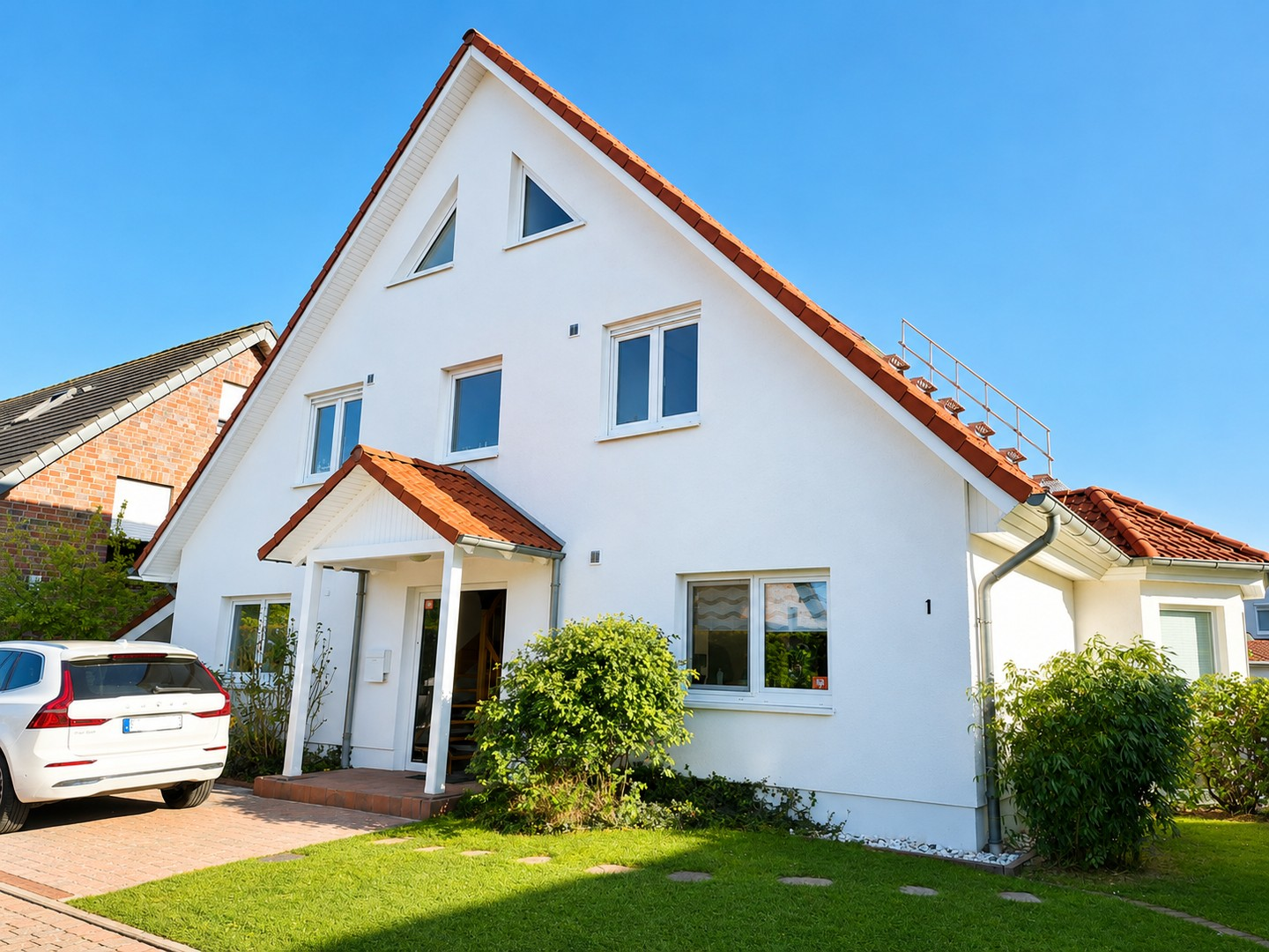 Straßenansicht