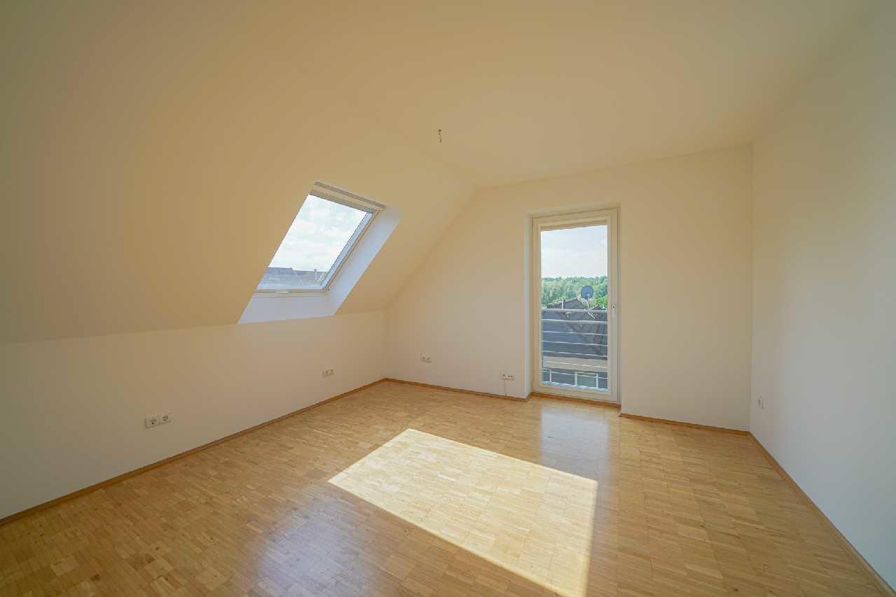 2. Schlafzimmer 2. OG