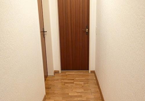 Flur zum Bad und Schlafzimmer