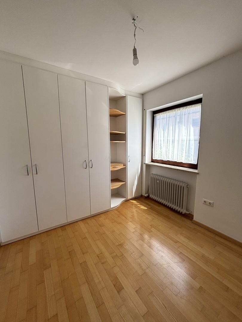 Gäste-/ Kinderzimmer / Büro