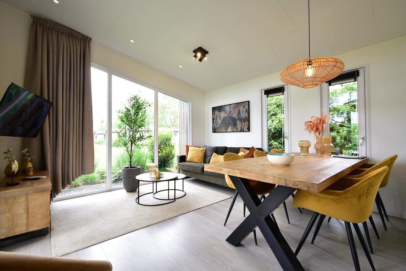 kaufen-freistehendes-ferienhaus-lith-wohnzimmer-sitzecke-recreatieadviseurs-vakantiehuistekoop-nl.jpg