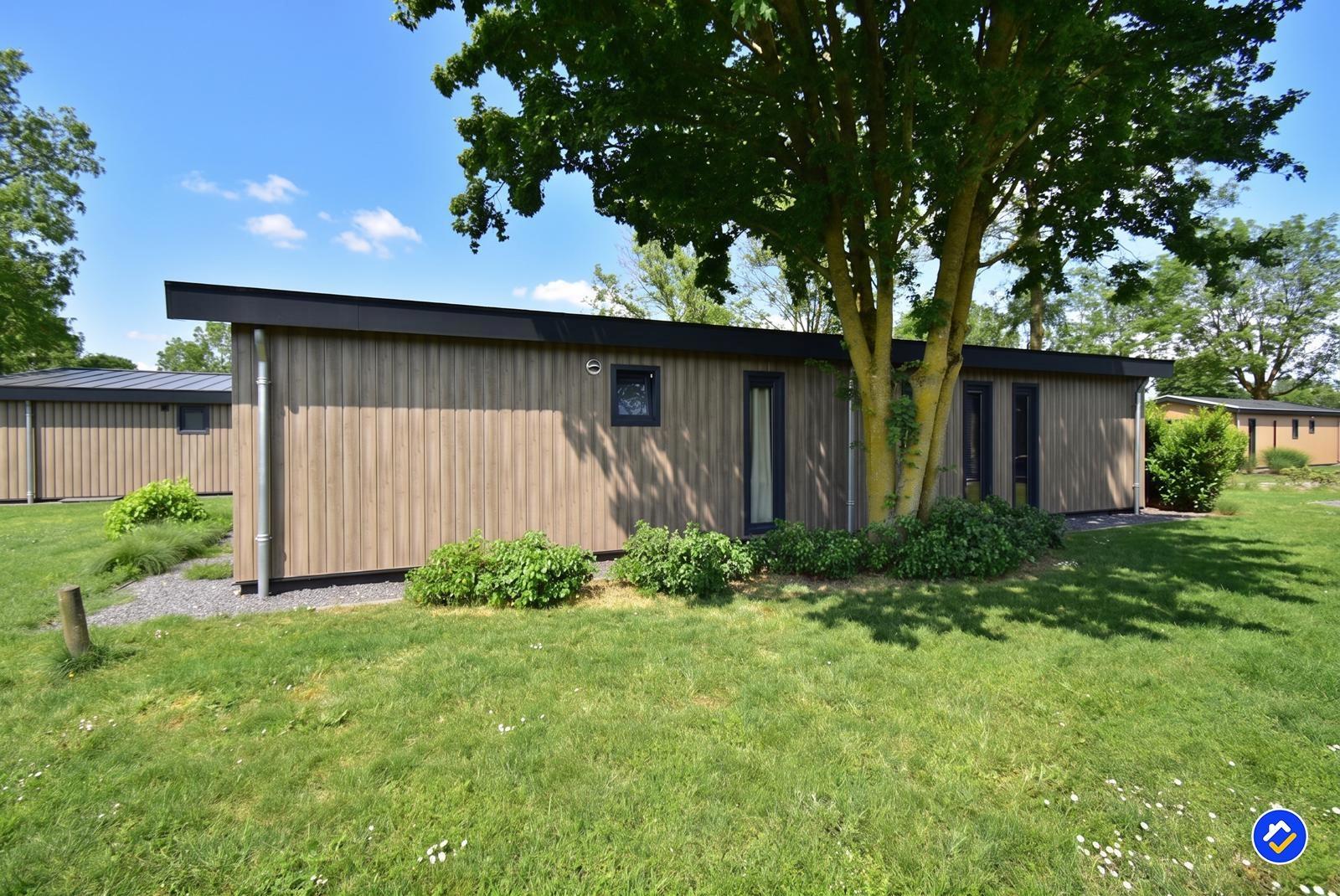 kaufen-freistehendes-ferienhaus-lith-rueckansicht-fassade-recreatieadviseurs-vakantiehuistekoop-nl.jpg