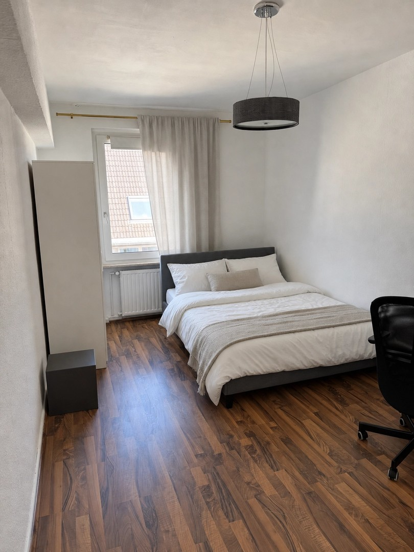 Zimmer 1 vollmöbliert