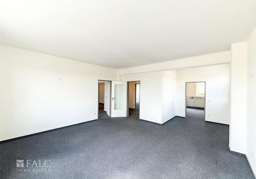 Büro 1