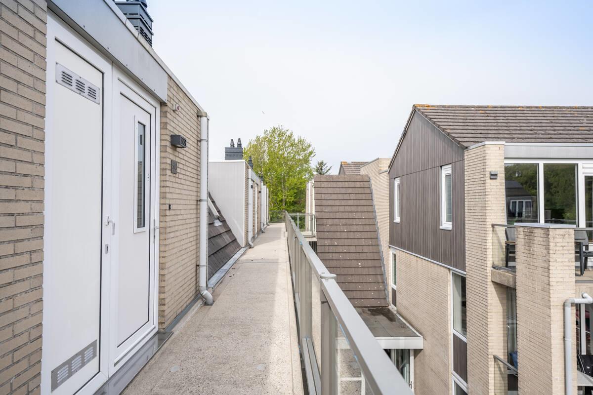Balustrade Weg zur Wohnungstür