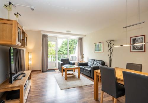 Wohnzimmer Bild 2
