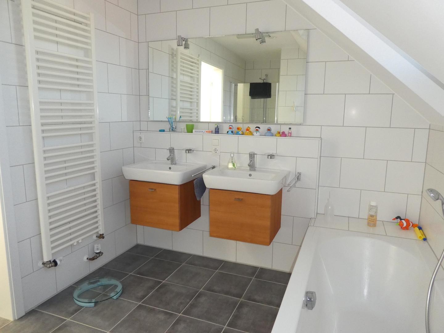Badezimmer Dachgeschoss