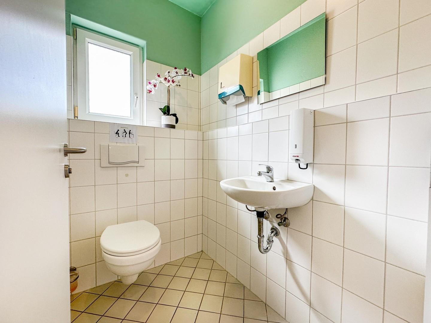 WC im EG