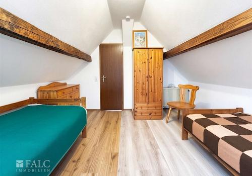 Schlafzimmer 2.OG