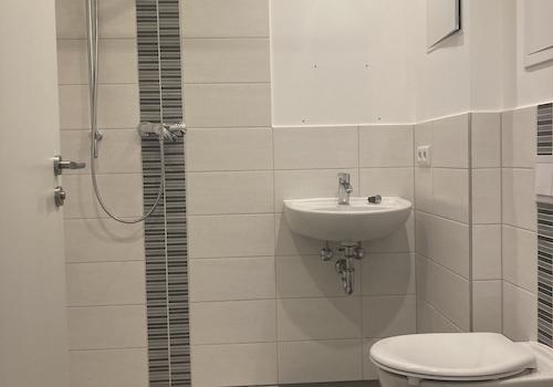 Bad mit Dusche