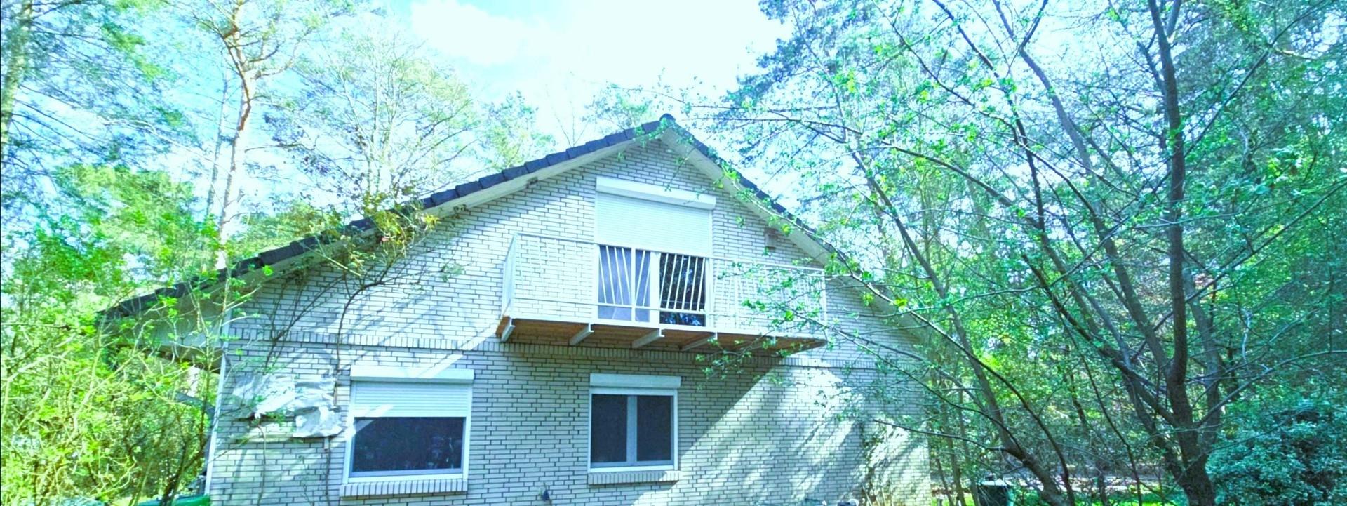 Haupthaus Seite zum Teich