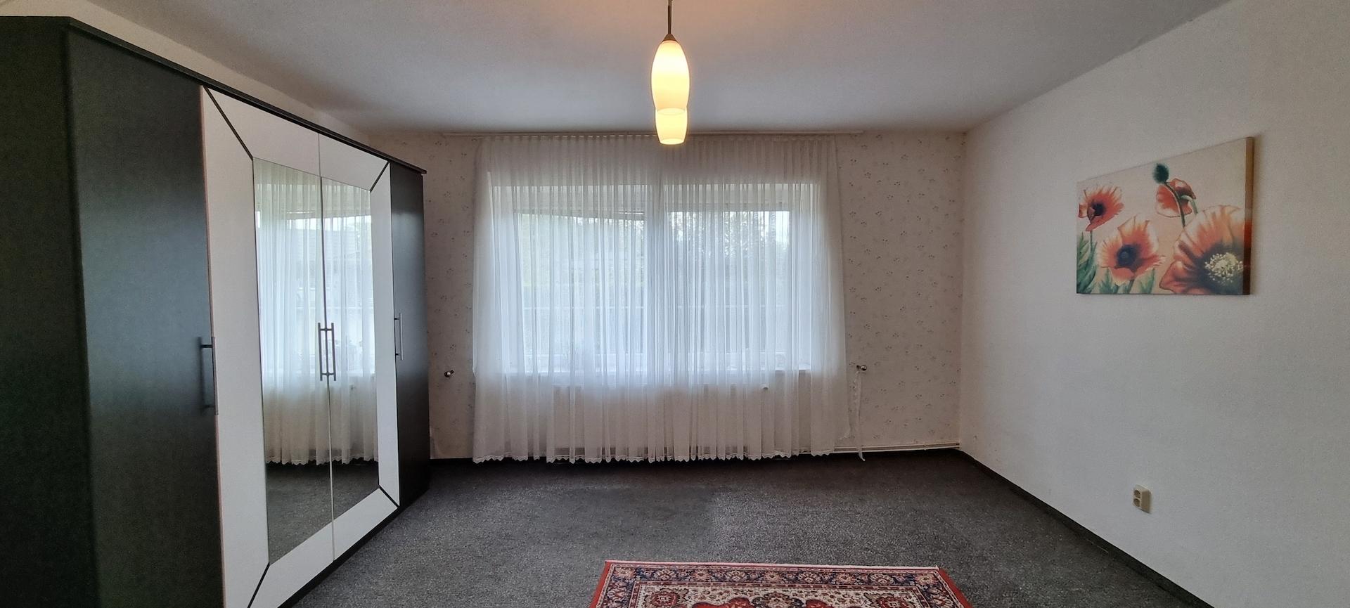 Schlafzimmer im EG