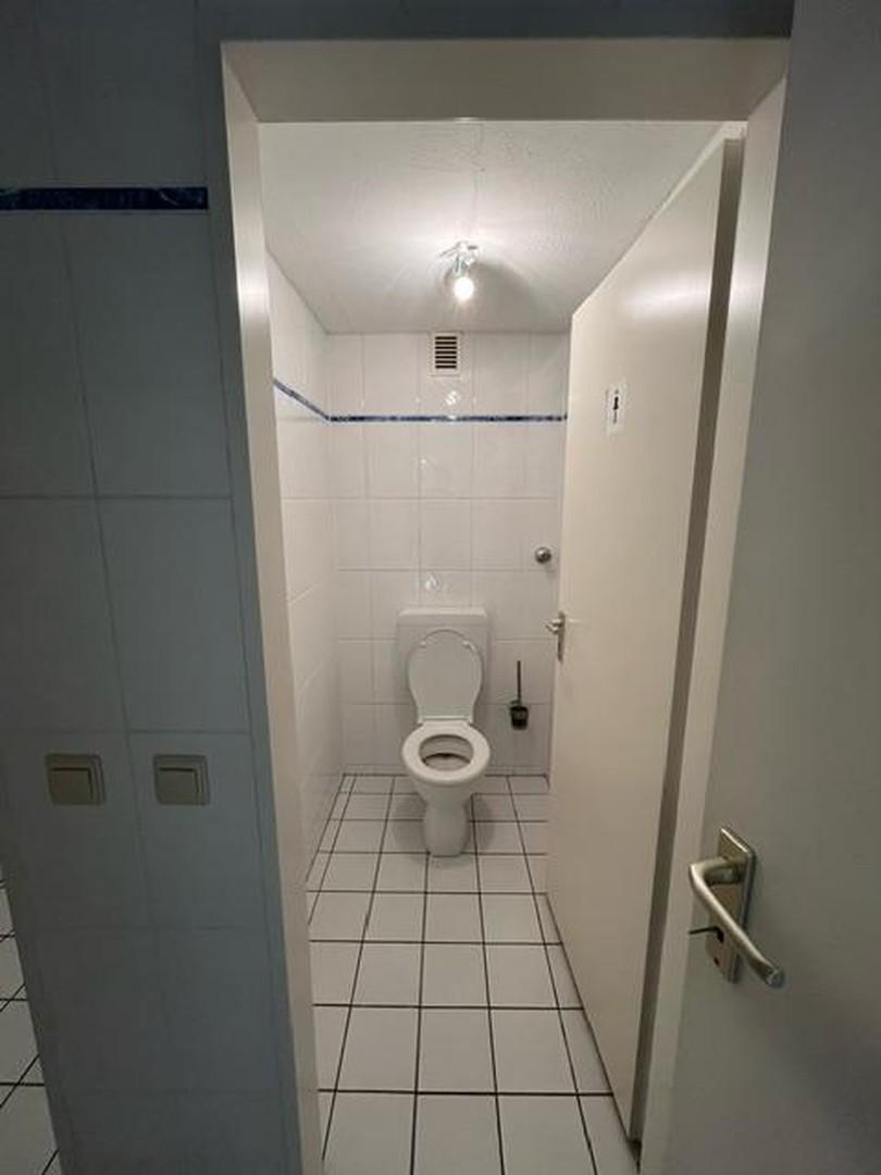 WC 2
