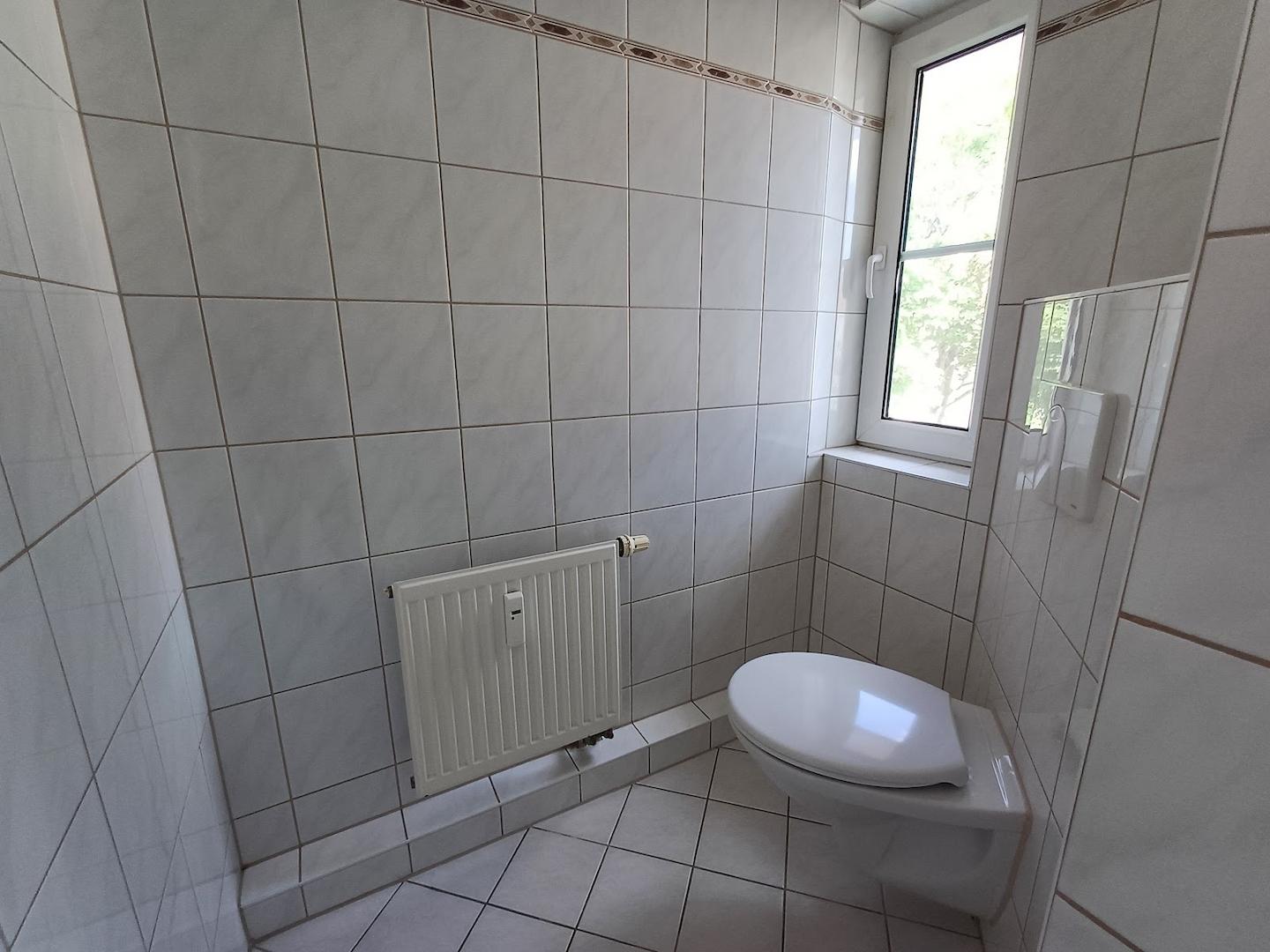 Tageslichtbad mit WC separat