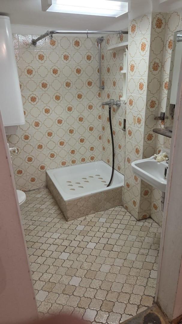Badezimmer im Keller