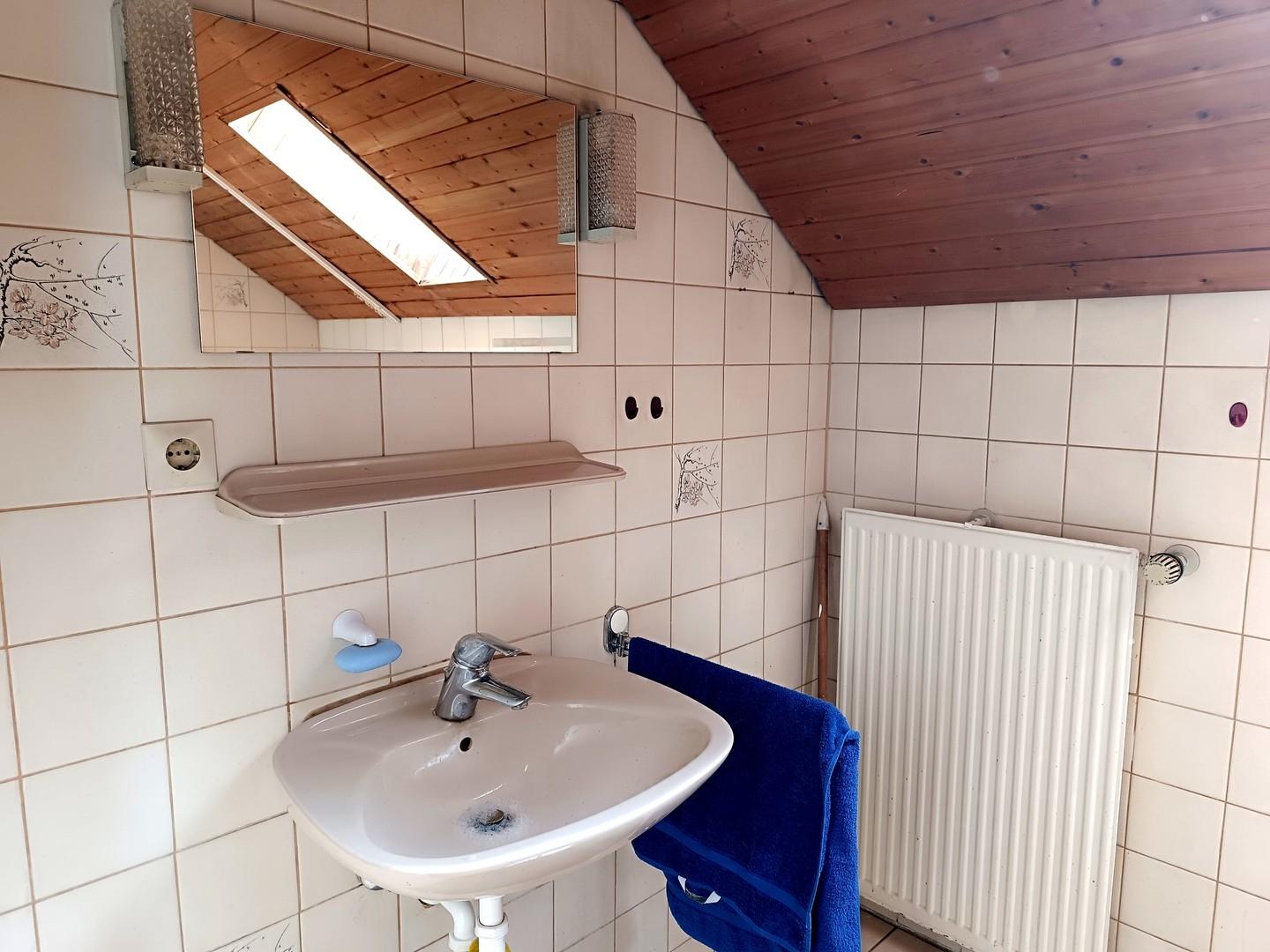 2 Stock Badezimmer
