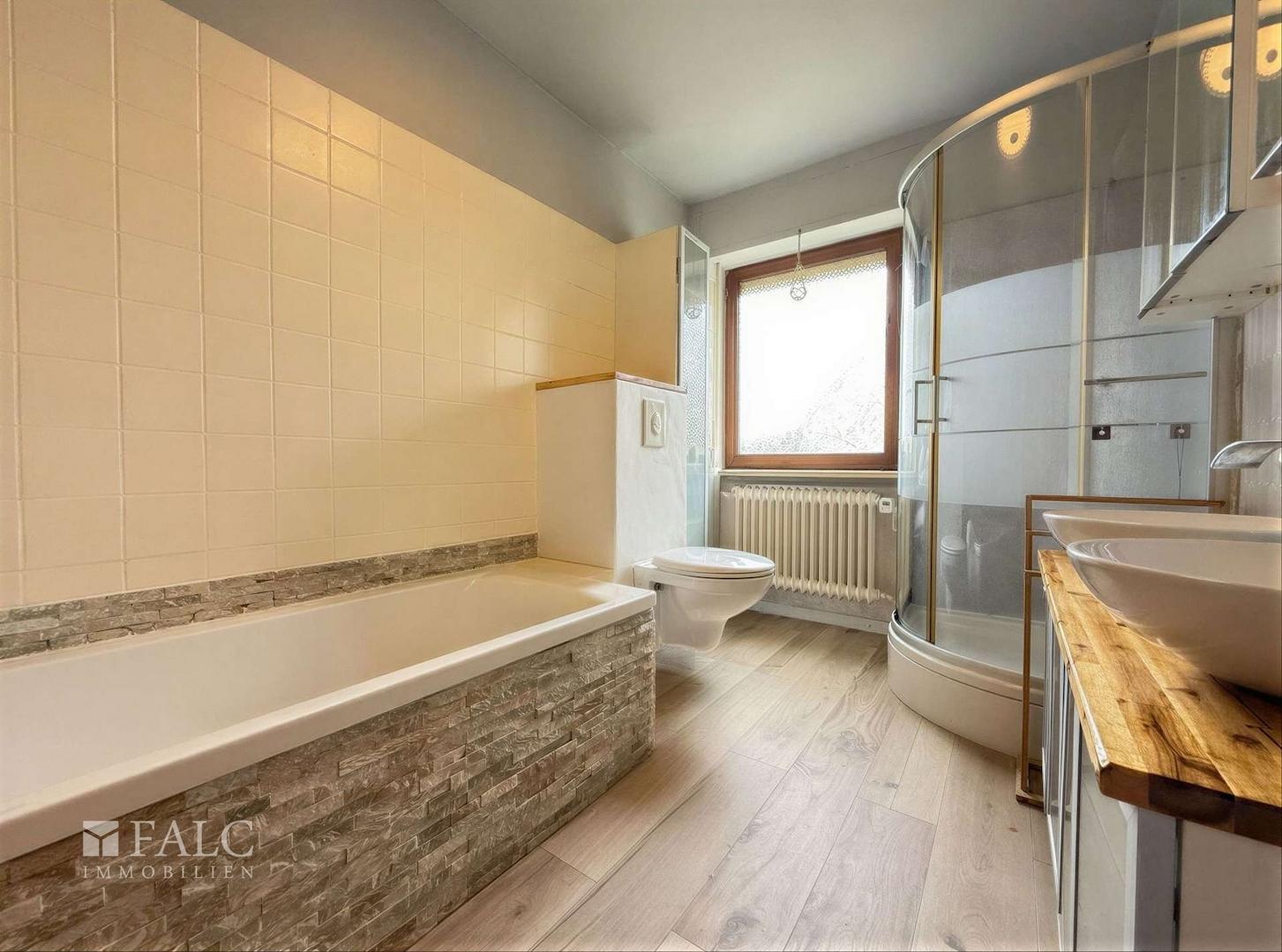 Badezimmer EG