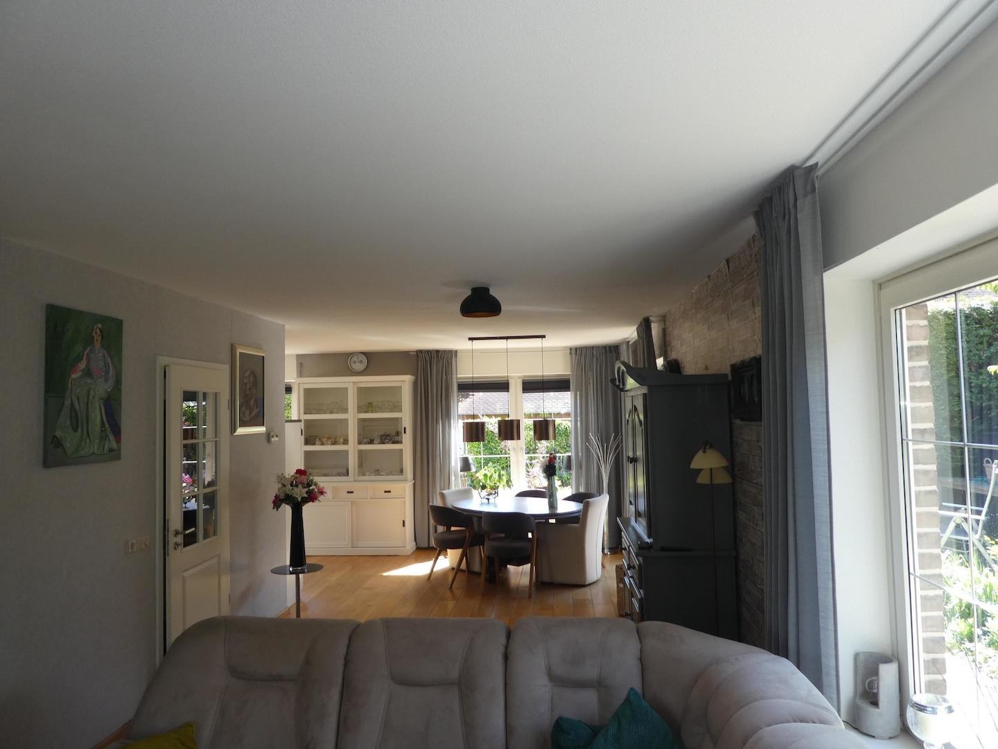 Wohn-/Esszimmer/Küche
