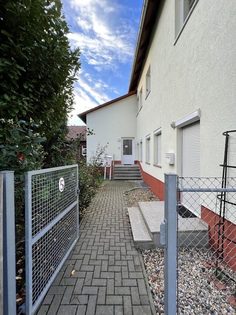Eingang zum Wohnhaus