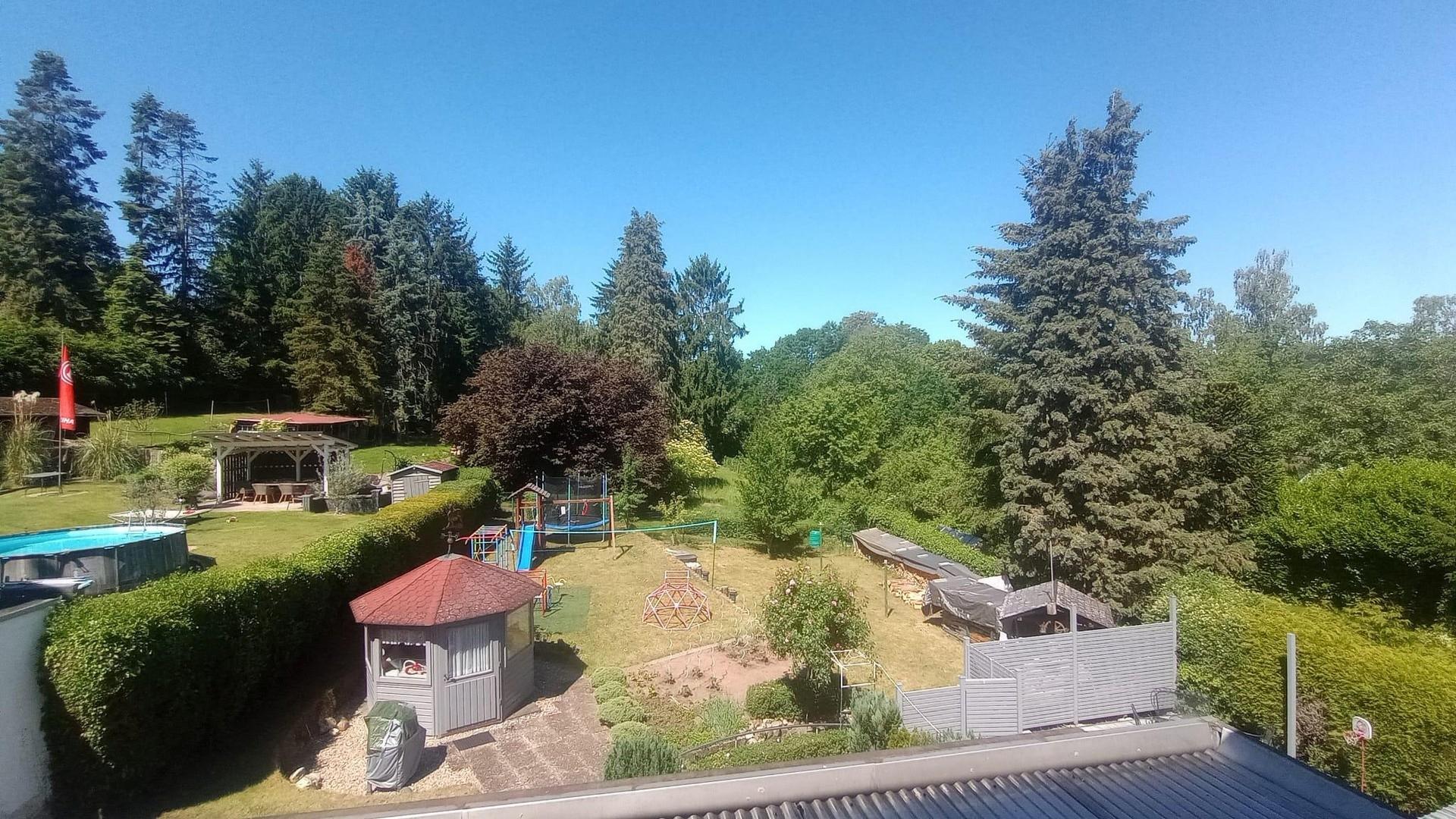 Ausblick (Balkon u. Schlafz.)