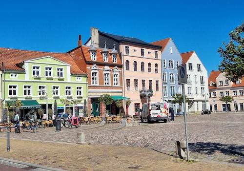 Wenige Meter entfernter Marktplatz
