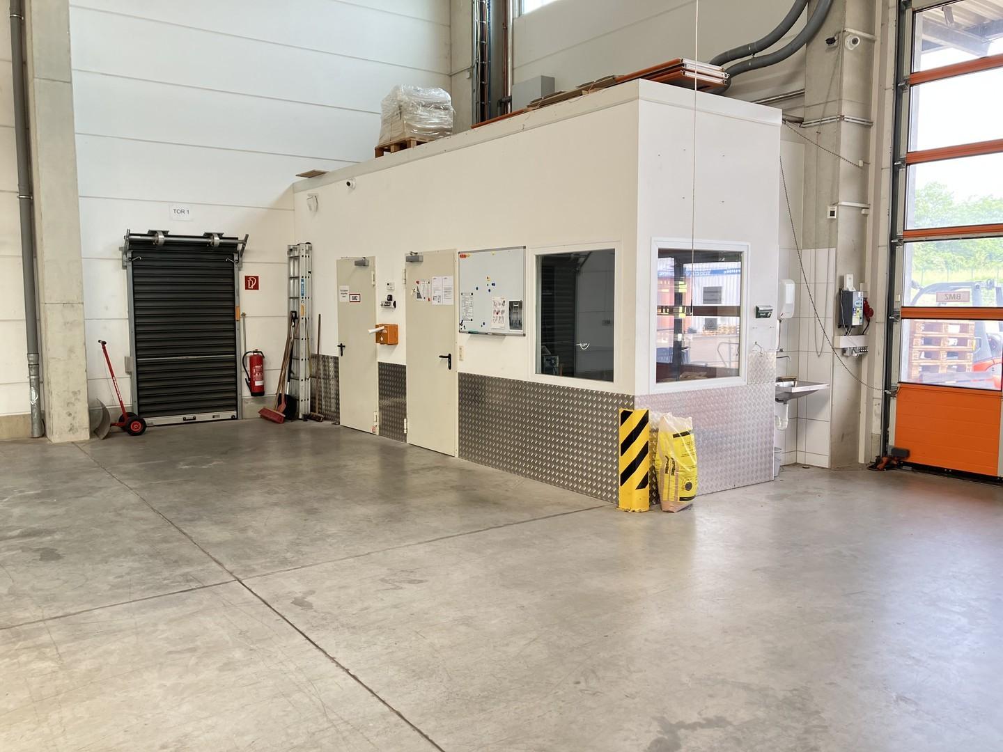Büro Lagermeister/Lagereingang