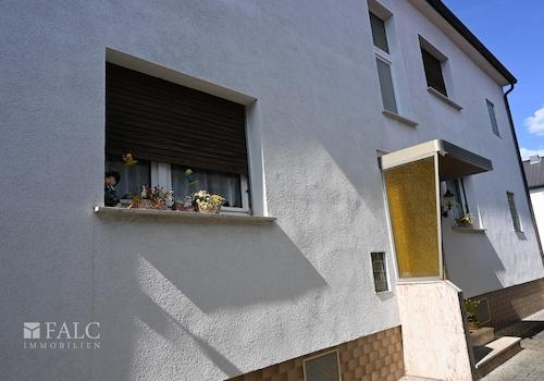 Wohnhaus mit Eingang