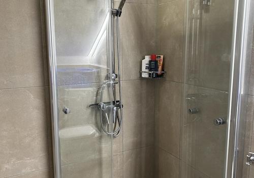 Dusche DG